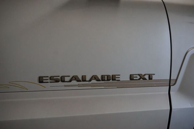 2004 Cadillac Escalade EXT *Escalade EXT* *AWD* *White Diamond* *Only 28k Miles* *Like New* - 23071373 - 48