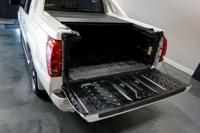 2004 Cadillac Escalade EXT *Escalade EXT* *AWD* *White Diamond* *Only 28k Miles* *Like New* - 23071373 - 61