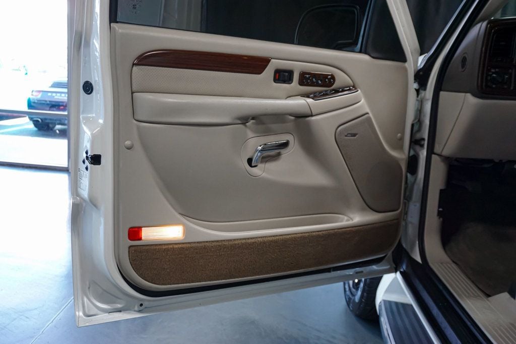 2004 Cadillac Escalade EXT *Escalade EXT* *AWD* *White Diamond* *Only 28k Miles* *Like New* - 23071373 - 68