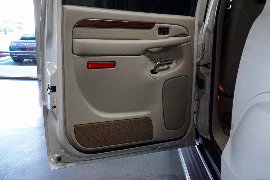 2004 Cadillac Escalade EXT *Escalade EXT* *AWD* *White Diamond* *Only 28k Miles* *Like New* - 23071373 - 71
