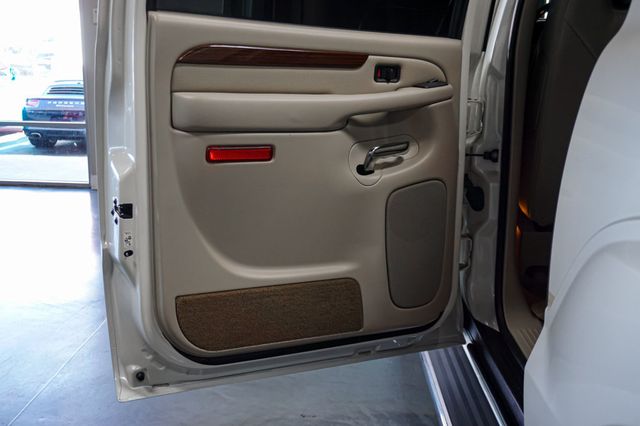 2004 Cadillac Escalade EXT *Escalade EXT* *AWD* *White Diamond* *Only 28k Miles* *Like New* - 23071373 - 71