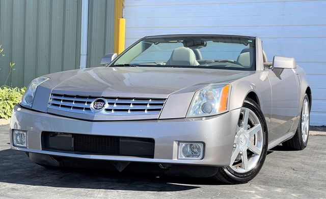 2004 Cadillac XLR Base 2dr Roadster - 21461426 - 1