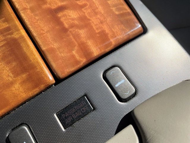 2004 Cadillac XLR Base 2dr Roadster - 21461426 - 32