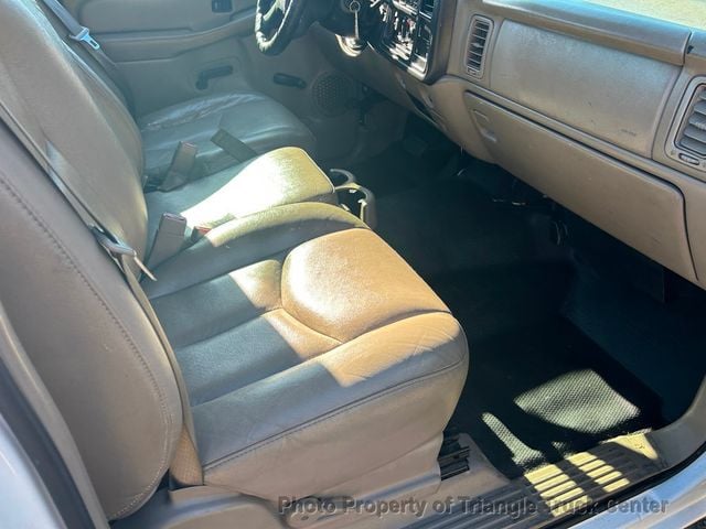 2004 Chevrolet 3500 CAB CHASSIS JUST 50k MILES! PRE EMISSION DURAMAX! NO DEF & NO DPF! - 22928959 - 24