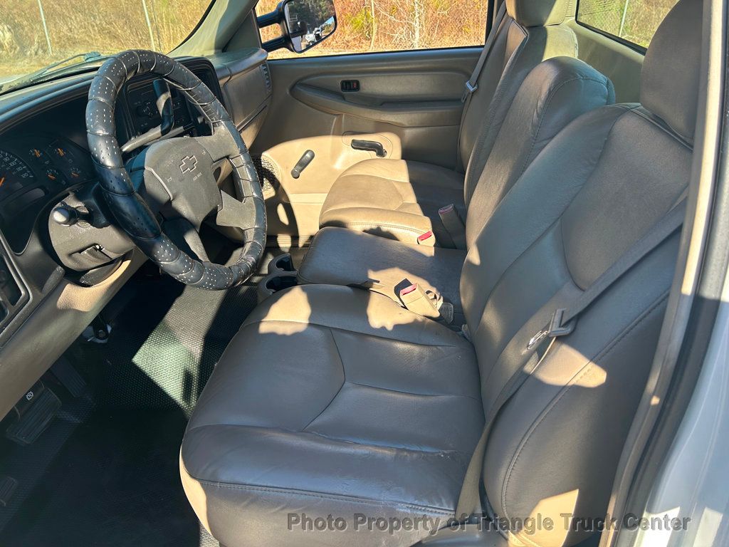 2004 Chevrolet 3500 CAB CHASSIS JUST 50k MILES! PRE EMISSION DURAMAX! NO DEF & NO DPF! - 22928959 - 55