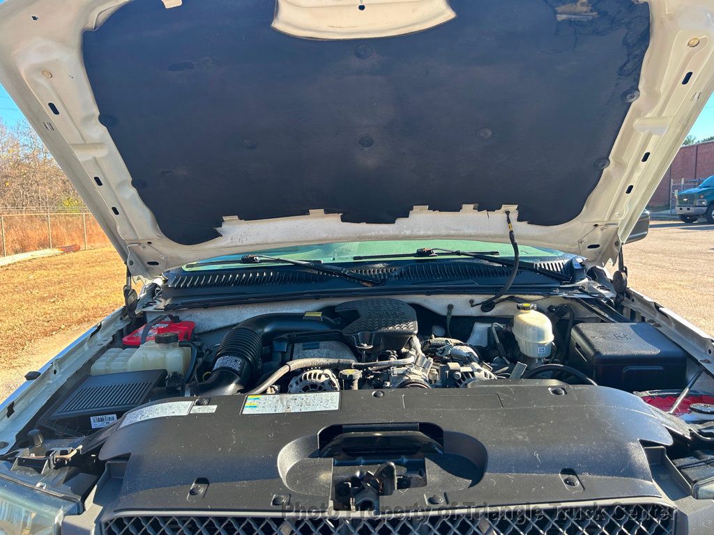 2004 Chevrolet 3500 CAB CHASSIS JUST 50k MILES! PRE EMISSION DURAMAX! NO DEF & NO DPF! - 22928959 - 81