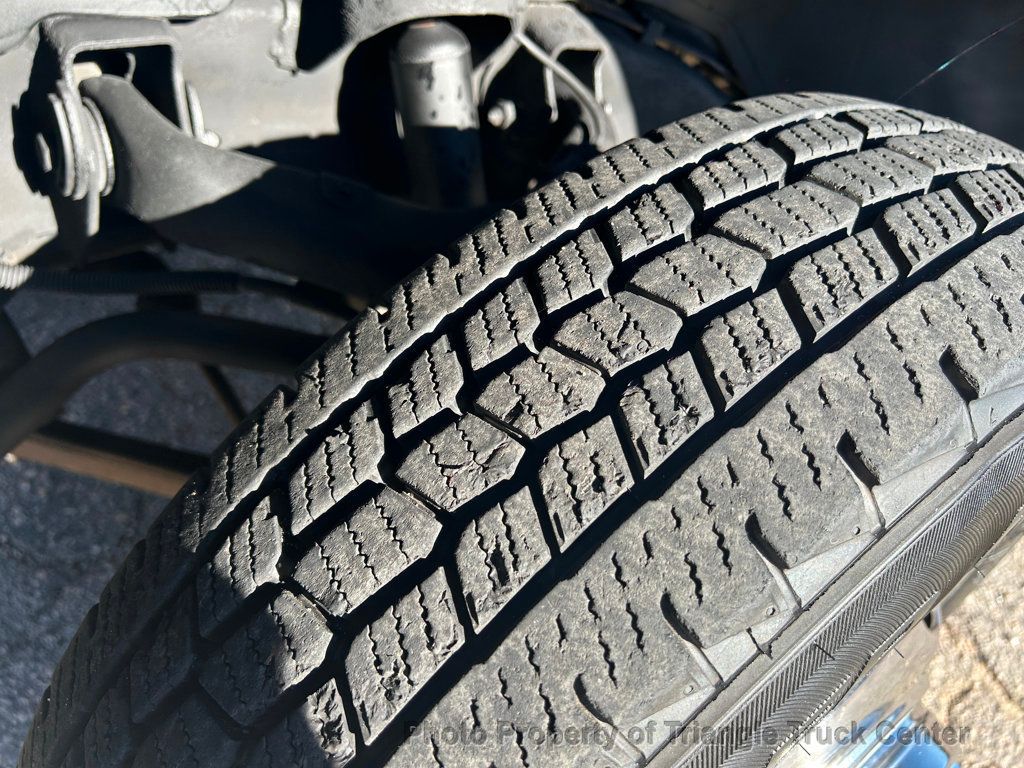 2004 Chevrolet 3500 CAB CHASSIS JUST 50k MILES! PRE EMISSION DURAMAX! NO DEF & NO DPF! - 22928959 - 84