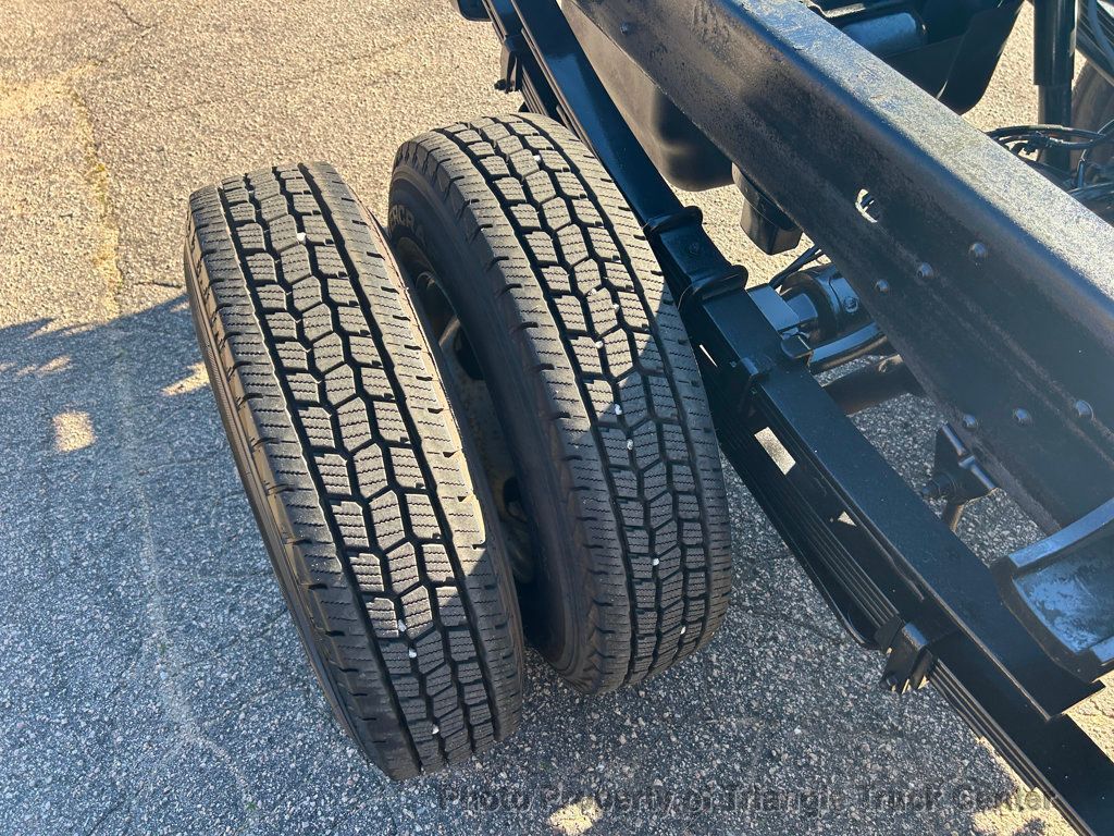 2004 Chevrolet 3500 CAB CHASSIS JUST 50k MILES! PRE EMISSION DURAMAX! NO DEF & NO DPF! - 22928959 - 86