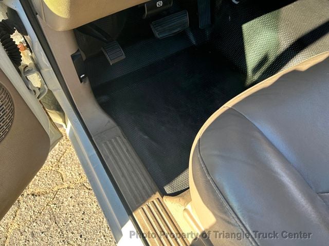 2004 Chevrolet 3500 CAB CHASSIS JUST 50k MILES! PRE EMISSION DURAMAX! NO DEF & NO DPF! - 22928959 - 8