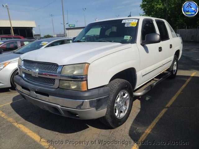 2004 Chevrolet Avalanche 4x4 1500 Series's photo