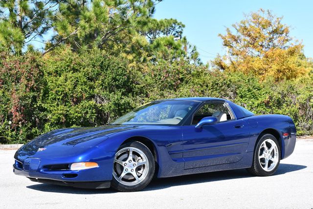 2004 Chevrolet Corvette 2 Door Coupe Lemans Commemorative Edition - 22950899 - 17