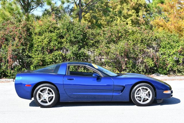 2004 Chevrolet Corvette 2 Door Coupe Lemans Commemorative Edition - 22950899 - 28