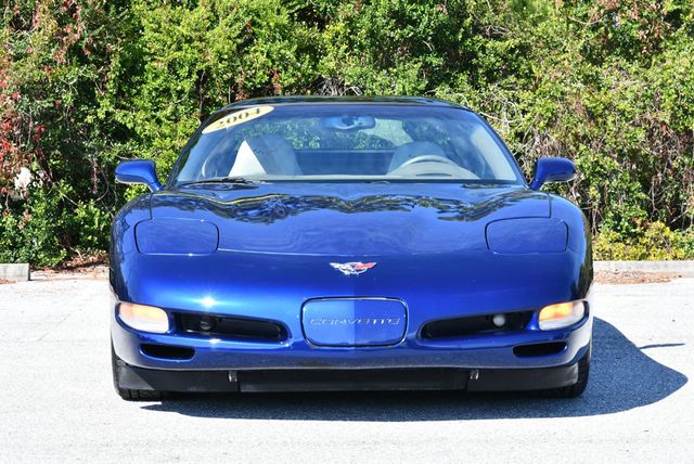 2004 Chevrolet Corvette 2 Door Coupe Lemans Commemorative Edition - 22950899 - 32