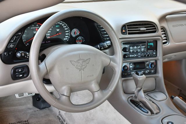 2004 Chevrolet Corvette 2 Door Coupe Lemans Commemorative Edition - 22950899 - 42