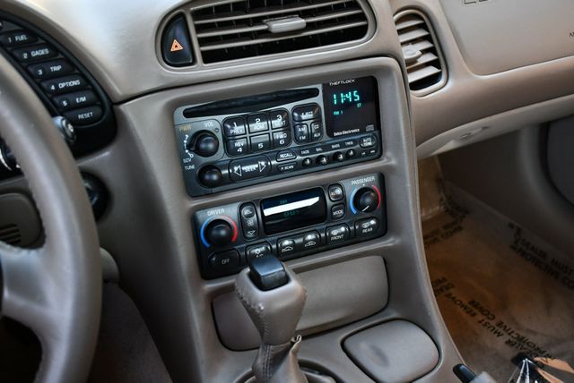 2004 Chevrolet Corvette 2 Door Coupe Lemans Commemorative Edition - 22950899 - 43