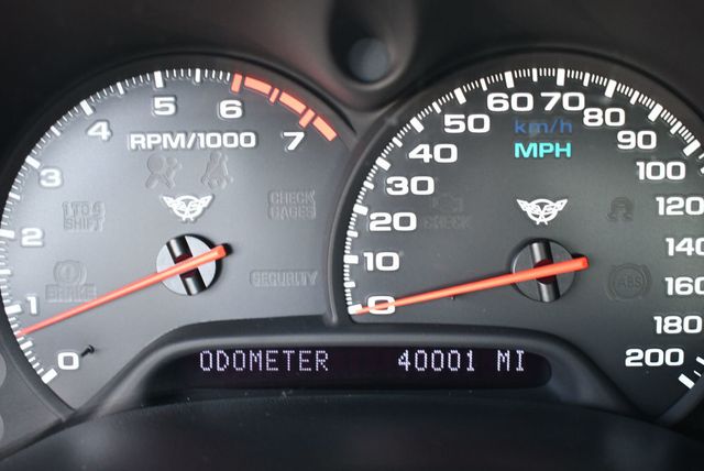 2004 Chevrolet Corvette 2 Door Coupe Lemans Commemorative Edition - 22950899 - 47