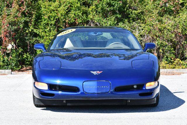 2004 Chevrolet Corvette 2 Door Coupe Lemans Commemorative Edition - 22950899 - 8