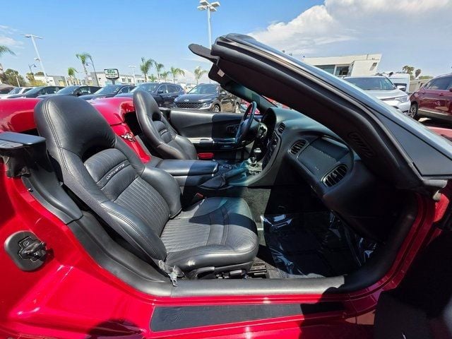 2004 Chevrolet Corvette 2dr Convertible - 22905066 - 12