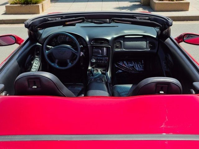 2004 Chevrolet Corvette 2dr Convertible - 22905066 - 17