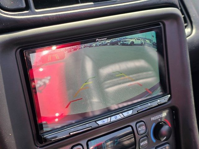 2004 Chevrolet Corvette 2dr Convertible - 22905066 - 32