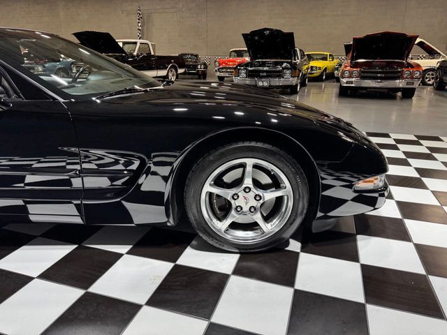 2004 Chevrolet Corvette 2dr Convertible - 22852081 - 30