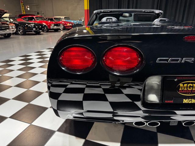 2004 Chevrolet Corvette 2dr Convertible - 22852081 - 31