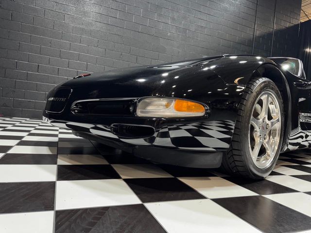 2004 Chevrolet Corvette 2dr Convertible - 22852081 - 34