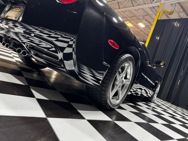 2004 Chevrolet Corvette 2dr Convertible - 22852081 - 57