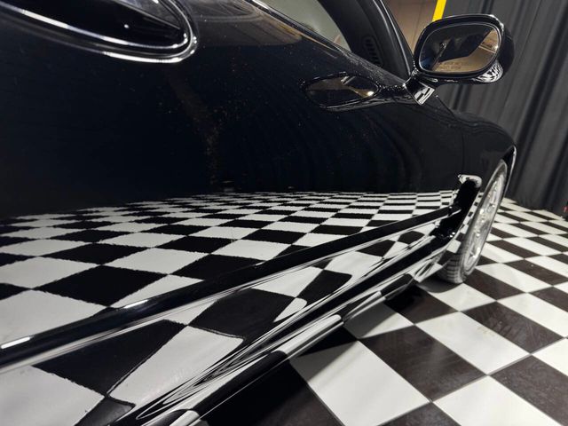 2004 Chevrolet Corvette 2dr Convertible - 22852081 - 58