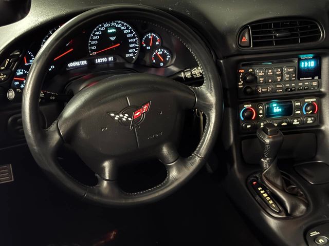 2004 Chevrolet Corvette 2dr Convertible - 22852081 - 67