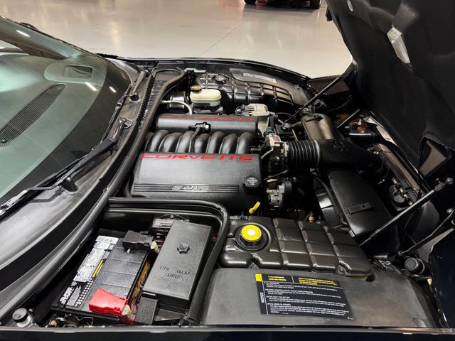 2004 Chevrolet Corvette 2dr Convertible - 22852081 - 70