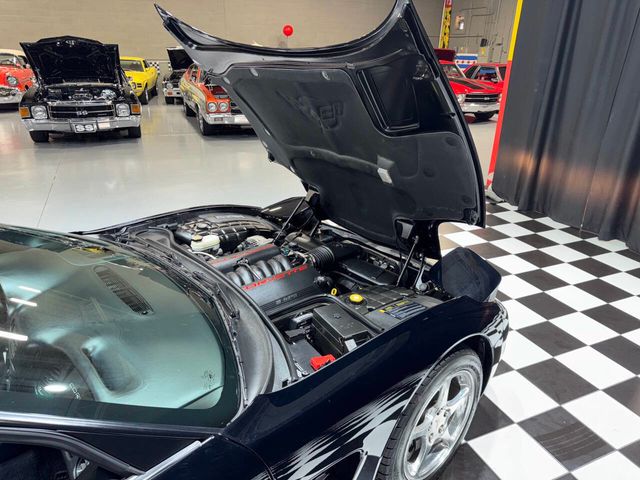 2004 Chevrolet Corvette 2dr Convertible - 22852081 - 72