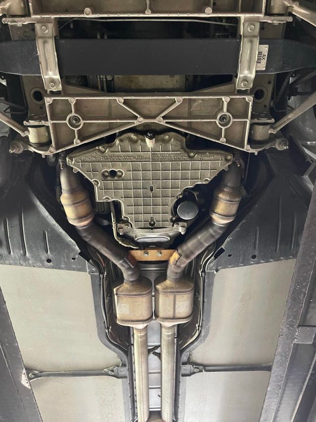 2004 Chevrolet Corvette 2dr Convertible - 22852081 - 84