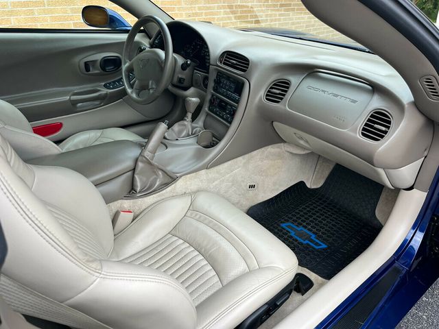 2004 Chevrolet Corvette 2dr Convertible - 23053060 - 20