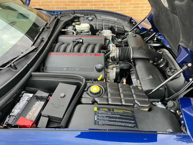 2004 Chevrolet Corvette 2dr Convertible - 23053060 - 27