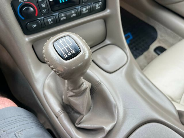 2004 Chevrolet Corvette 2dr Convertible - 23053060 - 29