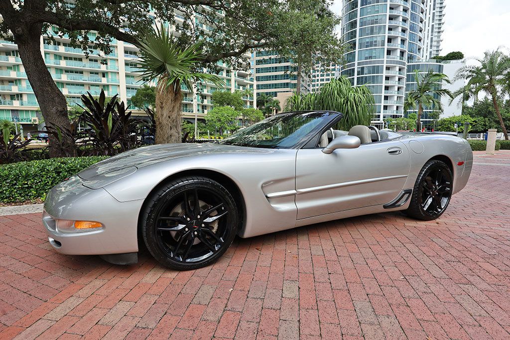 2004 Chevrolet Corvette 2dr Convertible - 22593381 - 15