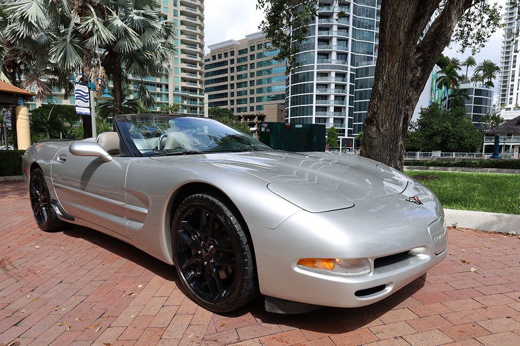 2004 Chevrolet Corvette 2dr Convertible - 22593381 - 55