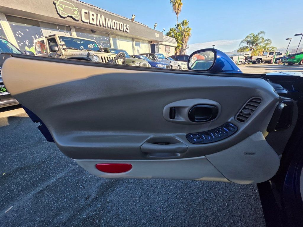 2004 Chevrolet Corvette 2dr Coupe - 22962493 - 9