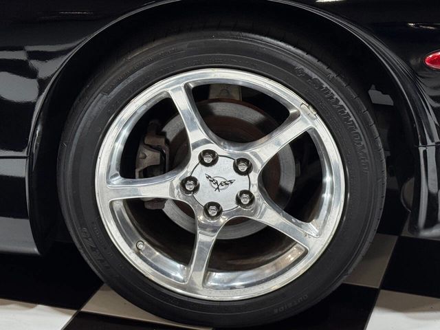 2004 Chevrolet Corvette 2dr Coupe - 22866747 - 29