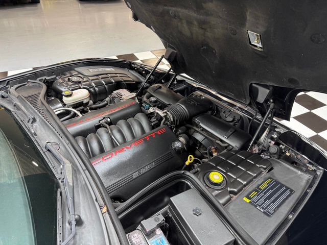 2004 Chevrolet Corvette 2dr Coupe - 22866747 - 3