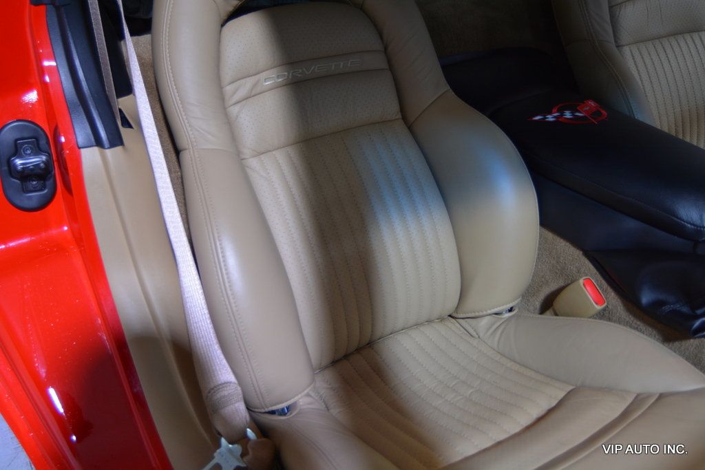 2004 Chevrolet Corvette 2dr Coupe - 22892210 - 13