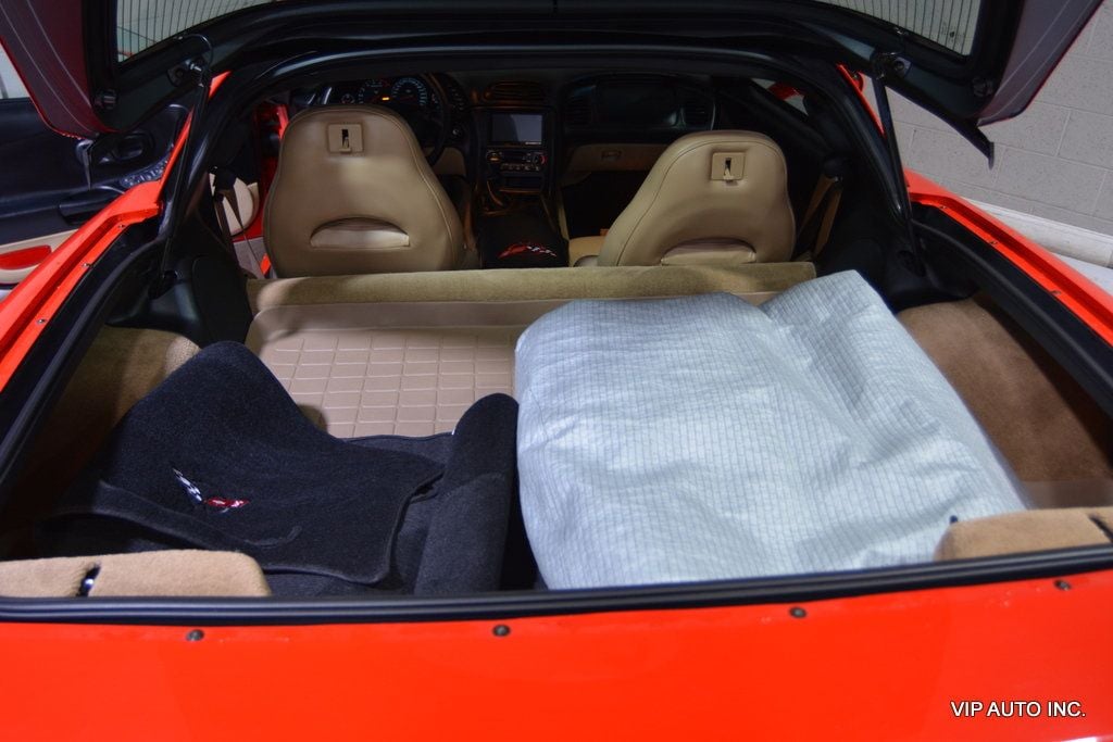 2004 Chevrolet Corvette 2dr Coupe - 22892210 - 17