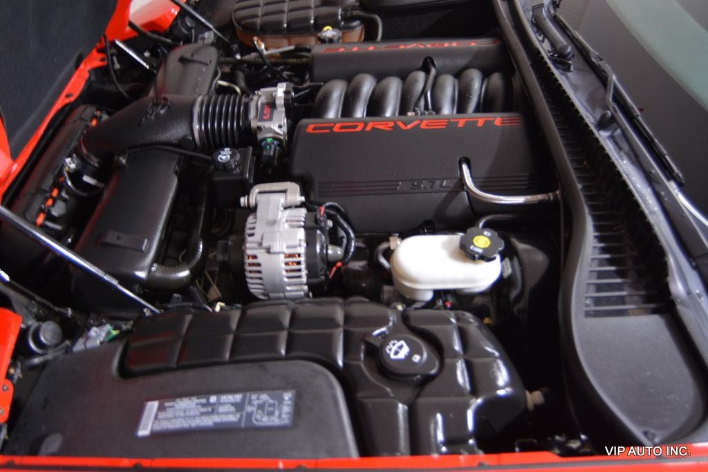 2004 Chevrolet Corvette 2dr Coupe - 22892210 - 19