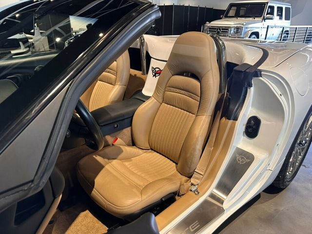 2004 Chevrolet Corvette Convertible/HeadUpDisplay/1SB EquipmentGroup/MemoryPkg/12DiscCD - 23012875 - 21