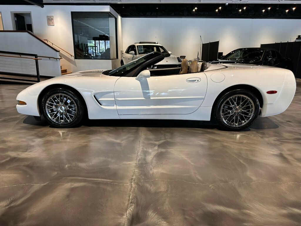 2004 Chevrolet Corvette Convertible/HeadUpDisplay/1SB EquipmentGroup/MemoryPkg/12DiscCD - 23012875 - 2
