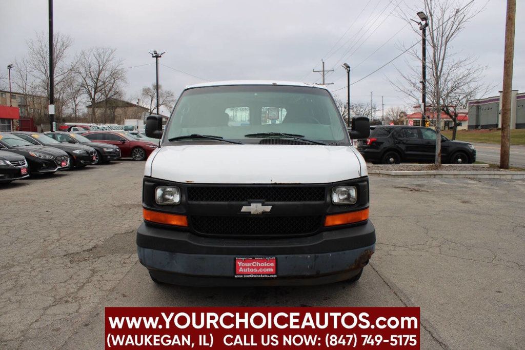 2004 Chevrolet Express Cargo Van 1500 135" WB RWD - 22706962 - 1