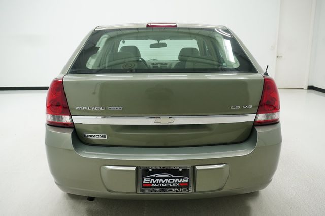 2004 Chevrolet Malibu Maxx 4dr Sedan LS - 23016788 - 4