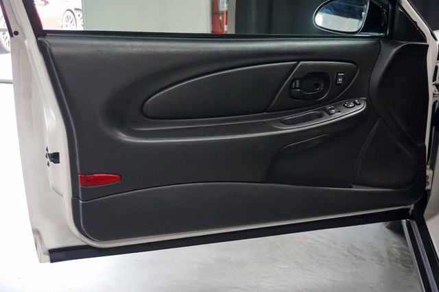 2004 Chevrolet Monte Carlo *Monte Carlo LS* Only 21k Miles* *All Original* - 23012051 - 17