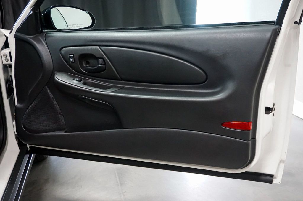 2004 Chevrolet Monte Carlo *Monte Carlo LS* Only 21k Miles* *All Original* - 23012051 - 32